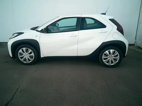 AYGO X
